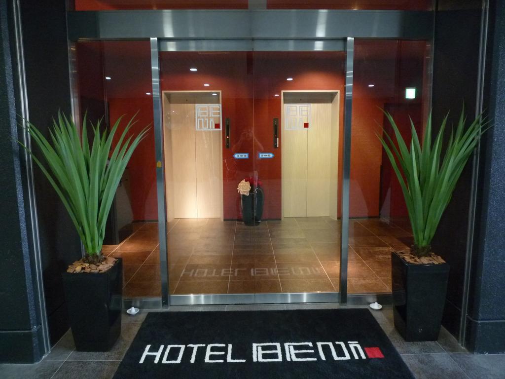 Hotel Beni East (Adults Only) Осака Екстериор снимка