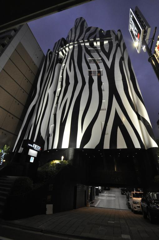 Hotel Beni East (Adults Only) Осака Екстериор снимка